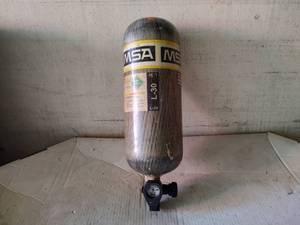 lot 89 image: Air tank