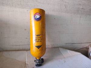 lot 101 image: Air tank