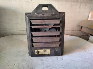 lot 105 image: Berko heater