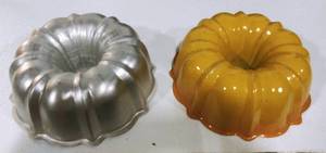 Vintage Bundt Pans, Pie Pans
