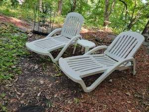 Pair of Sturdy Plastic Outdoor Lounge Chairs