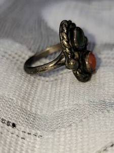 Southwestern Malachite and Coral Pawn Silver Ring  size 4