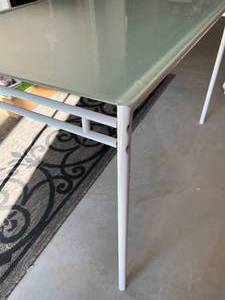 lot 5 image: White Metal & Glass Table #2