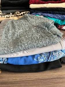 lot 52 image: Lot of Womens Clothes #1 - Loft, Ralph Lauren, Karen Kane & More