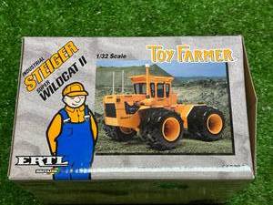 Toy Farmer Industrial Steiger Super Wildcat 2 132 Scale
