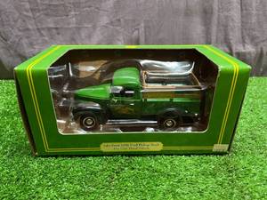 John Deere 1956 Ford Pickup