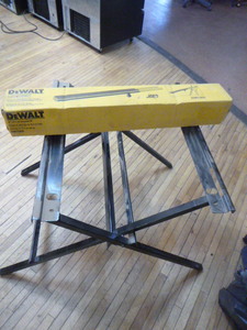 DeWalt Heavy Duty Table