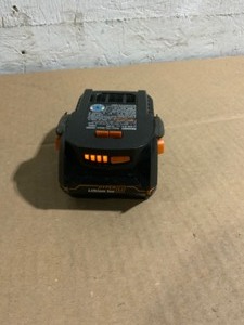 RIGID Hyper Lithium Ion 18-Volt 3.0 Ah Battery Pack. See Pictures