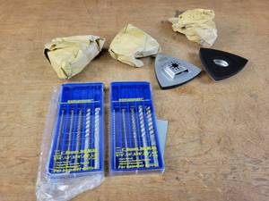 lot 1186 image: (2) New Masonry Hammer Drill Bits 316 to 12 (4 Long) and (6) Multi Tool Accessories