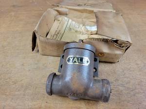 lot 1381 image: New Old Stock YALE Door Closer - Part No. 1932