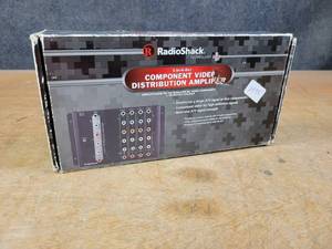 lot 1387 image: New in Box Radio Shack Component Video Distribution Amplifier - Part No. 15-311
