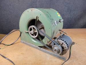 lot 1413 image: Squirrel Cage Blower w Motor - Tested and Works - Needs a Plug - NO SHIPPING
