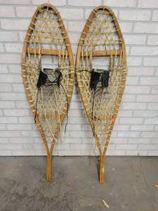 lot 1417 image: Nice Set of Vintage Snowshoes w Bindings - Approx. 48 Long