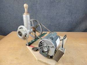 lot 1432 image: Meat Grinder w GE 115V Electric Motor - Tested and Works - NO SHIPPING