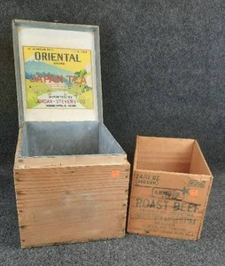 lot 1159 image: Vintage Wooden Cooler (14 x 12 x 11) & Wooden Crate (13 x 9 x 9)