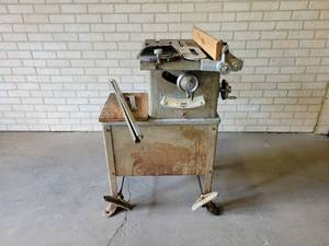 lot 1023 image: Delta Rockwell Table Saw - Model 62-253 - 34hp -  Electric Motor - Tested and Works - NO SHIPPING