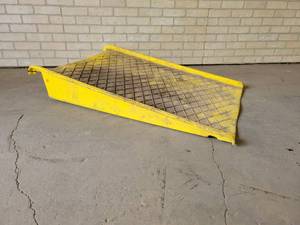 lot 1029 image: Yellow Poly Ramp - Measures 32 W x 45 L x 7 Rise - NO SHIPPING