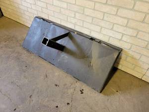 lot 1050 image: NEW Skidloader 2 Receiver Hitch Plate - NO SHIPPING