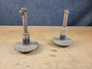 lot 1072 image: Pair of Snowplow Shoes - 6 Diameter x 10.5 Tall x 1 Shaft