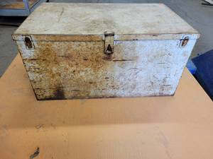 lot 1073 image: Steel Storage Box - Overall about 30-12 x 18-12 x 15-12 - NO SHIPPING