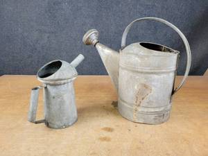 lot 1084 image: Vintage Galvanized Oil Can and Watering Can - NO SHIPPING