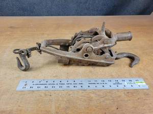 lot 1086 image: Wyeth-Scott More Power Puller Ratchet Puller