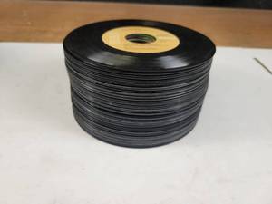 lot 1117 image: Lot of (50) 45RPM Records