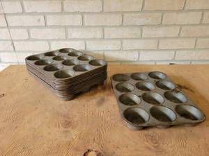 lot 1216 image: (14) Vintage 12-Cup Muffin Pans - From Veiths Bakery in St. Peter, MN - 13 x 9.75 x 1.25 - NO SHIPPING