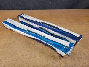 lot 1281 image: (2) New Detroit Axle Rear Shock Absorbers - Part No. 437329