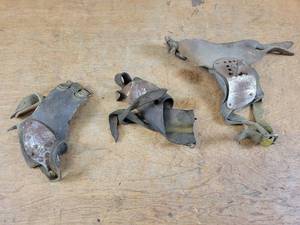 lot 1298 image: (3) Antique Corn Huskers
