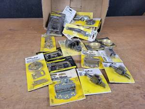 lot 1340 image: Huge Lot of Assorted Stanley Hardware
