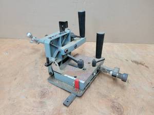 lot 75 image: Delta Tenoning Jig for Table Saw