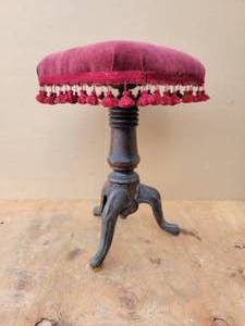 lot 195 image: Antique Stool - Cast Iron Legs and Wood Post - Beautiful - About 21 Tall - NO SHIPPING