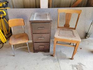 lot 263 image: Pair of Chairs with Three-Drawered Stand - Stand Measures About 14 x 14 x 29 - NO SHIPPING