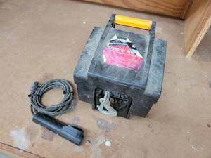 lot 290 image: 12V 2000LB Electric Winch - Untested - NO SHIPPING