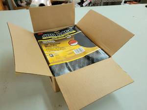 lot 298 image: (20) Packages of 9x11 220 Grit Sandpaper