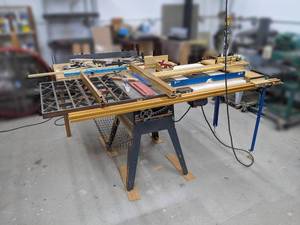 lot 22 image: Craftsman 10 3HP Table Saw w INCRA Jig Ultra Guides  Router Table w HITACHI M12V 34HP Router - Table Saw Model No. 113.298844 - All is Tested and Works - NO SHIPPING