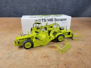 lot 2630 image: TEREX TS14B Scraper Diecast Model - 143 Scale - Conrad Model 411