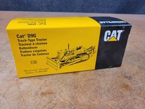 lot 2683 image: Caterpillar D9G Track-Type Tractor  Dozer Diecast Model  - 150 Scale - Conrad Model 2874
