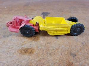 lot 2693 image: Vintage AUBURN rubber Toy Scraper - About 11 Long