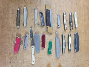 Lot of Assorted Pocket Knives