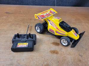 Vintage Radio Shack Aero Buggy Remote Control Car