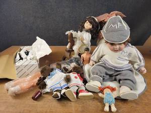 Lot of Collectable Dolls