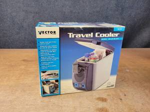 New in Box Vector 12Vdc Travel Cooler and Warmer - Model VEC221