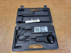 lot 33 image: Uei Model DAFM2 Air Velocity Meter - FPM & CFM