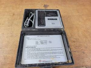 lot 36 image: ROBINAIR Thermistor Vacuum Gauge - Model 14830
