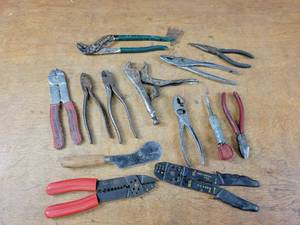 lot 44 image: Assorted hand Tools - Pliers, Wire Strippers and More