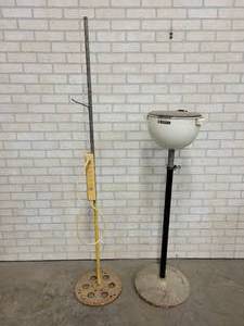 lot 116 image: Graco Under hoist Oil Pan and Extension Cord Stand - NO SHIPPING