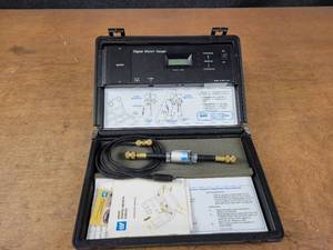 lot 134 image: tif Model 9450D Digital Micron Gauge - Powers On