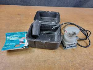 lot 161 image: Porter Cable 14 Sheet Palm Sander, Model 340 - Tested and Works